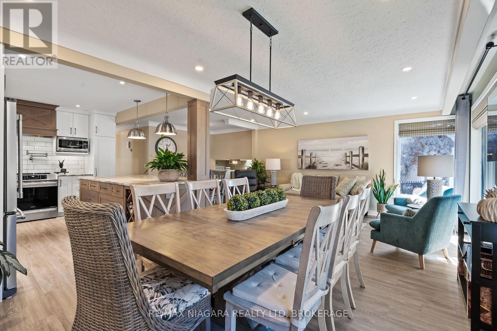 39 ROSEMOUNT AVENUE - 15