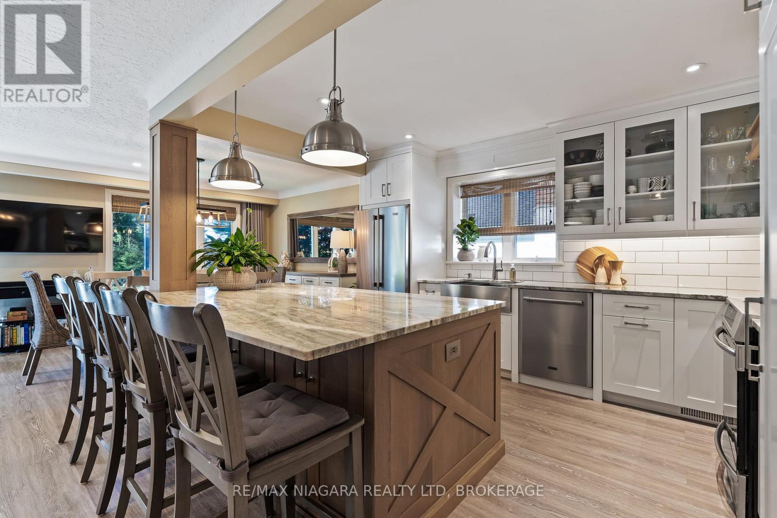 39 ROSEMOUNT AVENUE - 7