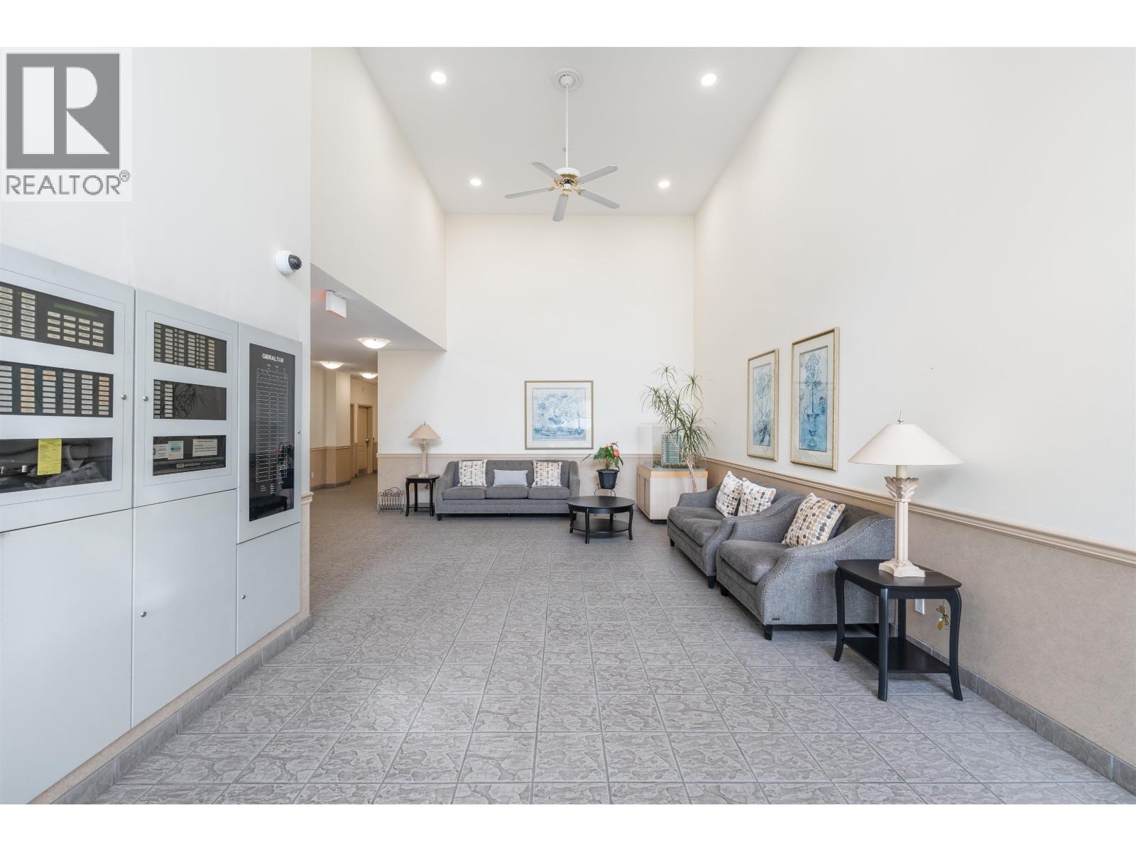 306 6622 SOUTHOAKS CRESCENT, Burnaby