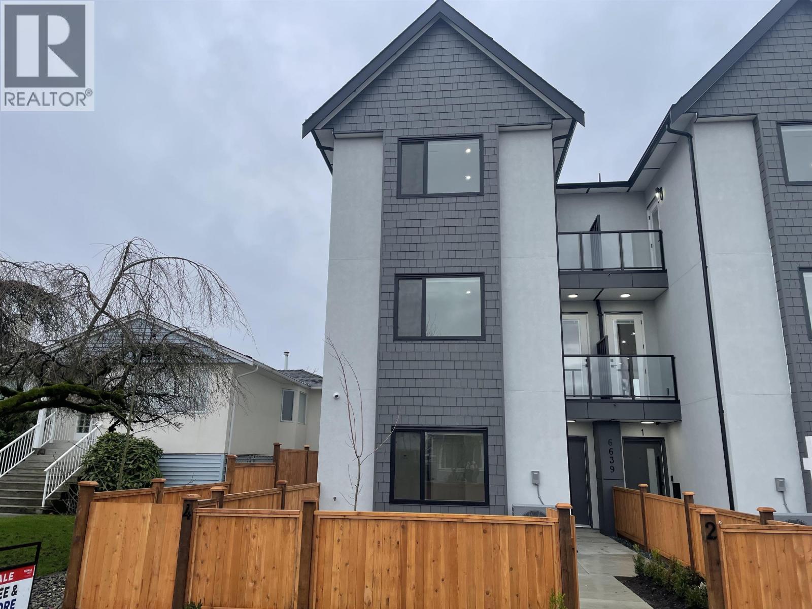 2 6639 ACACIA AVENUE, Burnaby