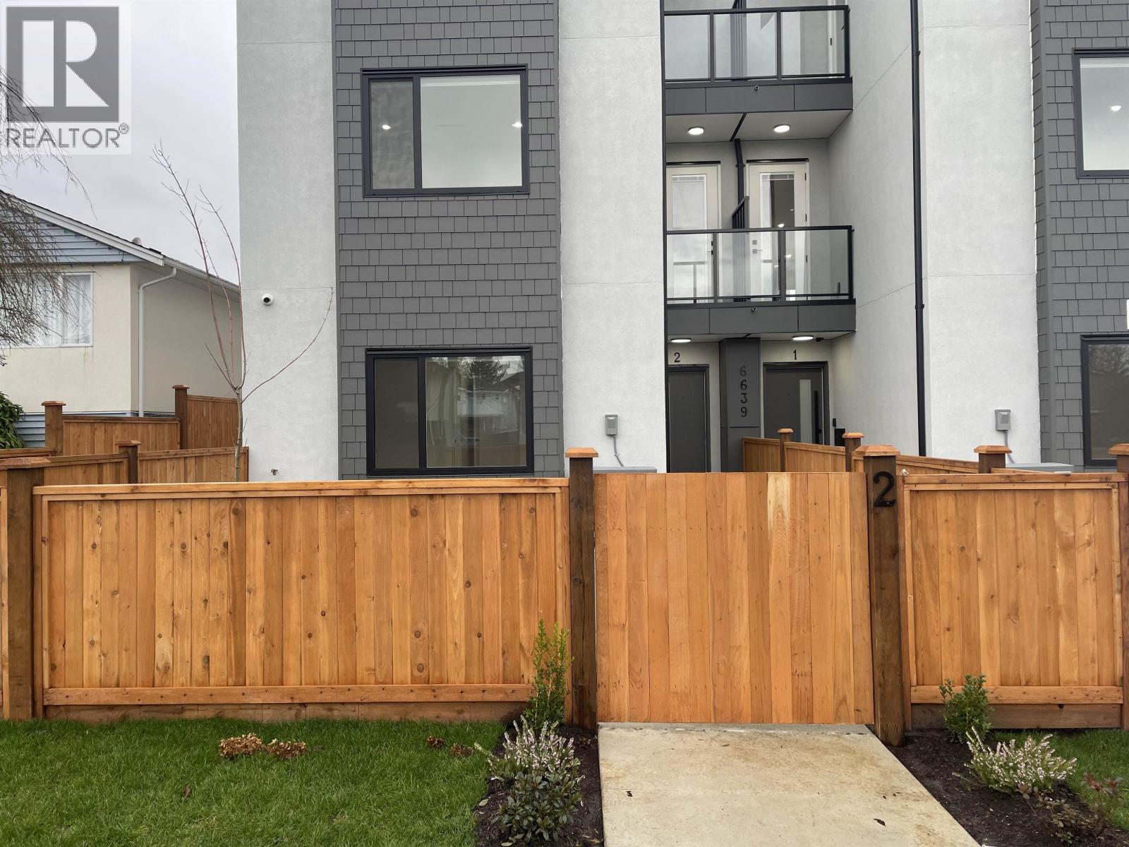 2 6639 ACACIA AVENUE, Burnaby