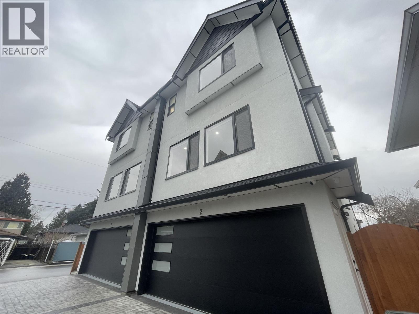 2 6639 ACACIA AVENUE, Burnaby