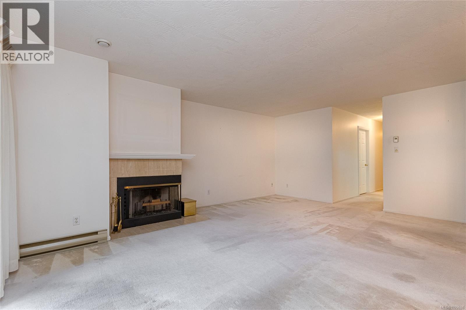 41 5110 Cordova Bay Rd, Saanich