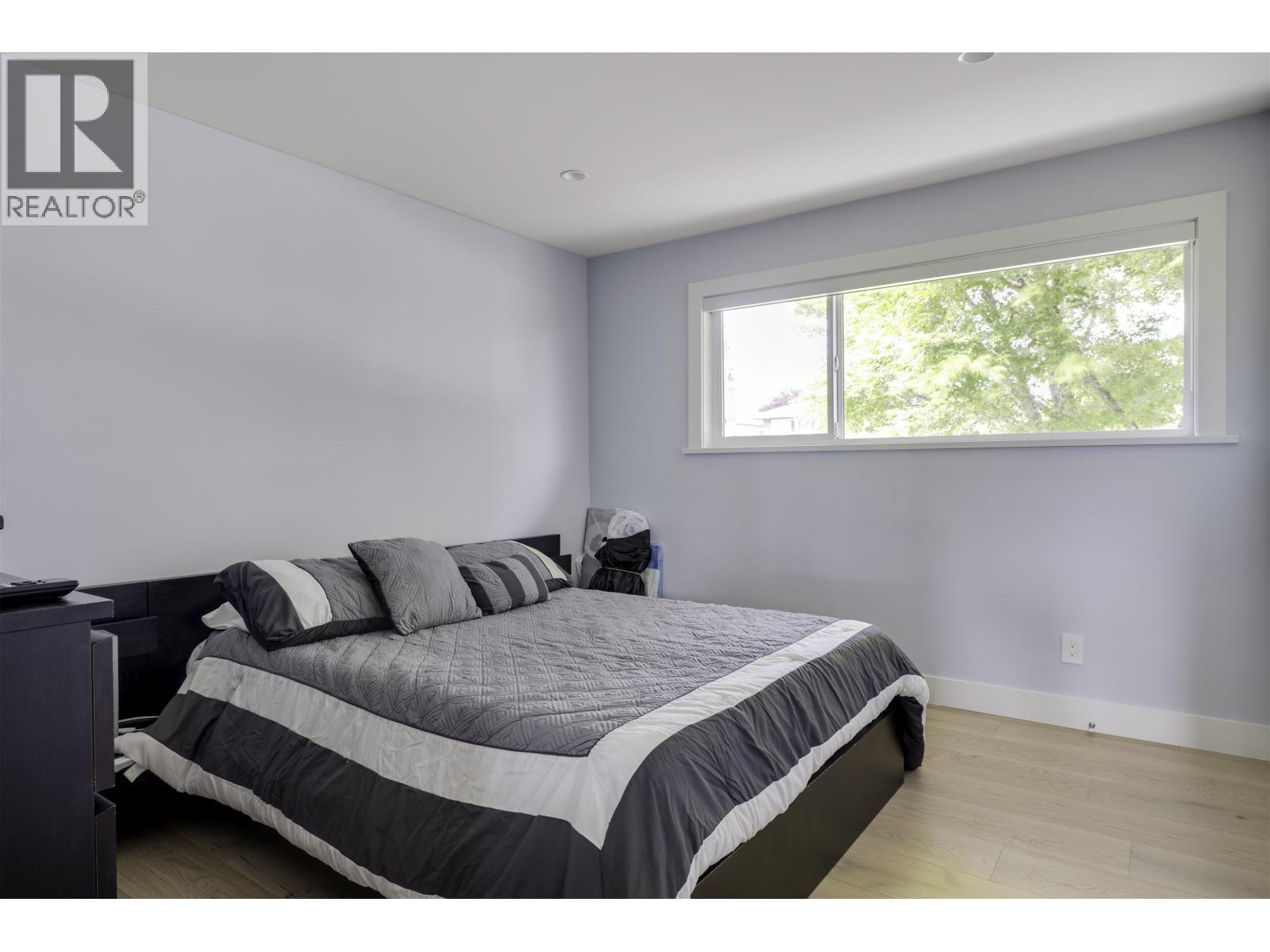 818 MASSEY STREET, New Westminster