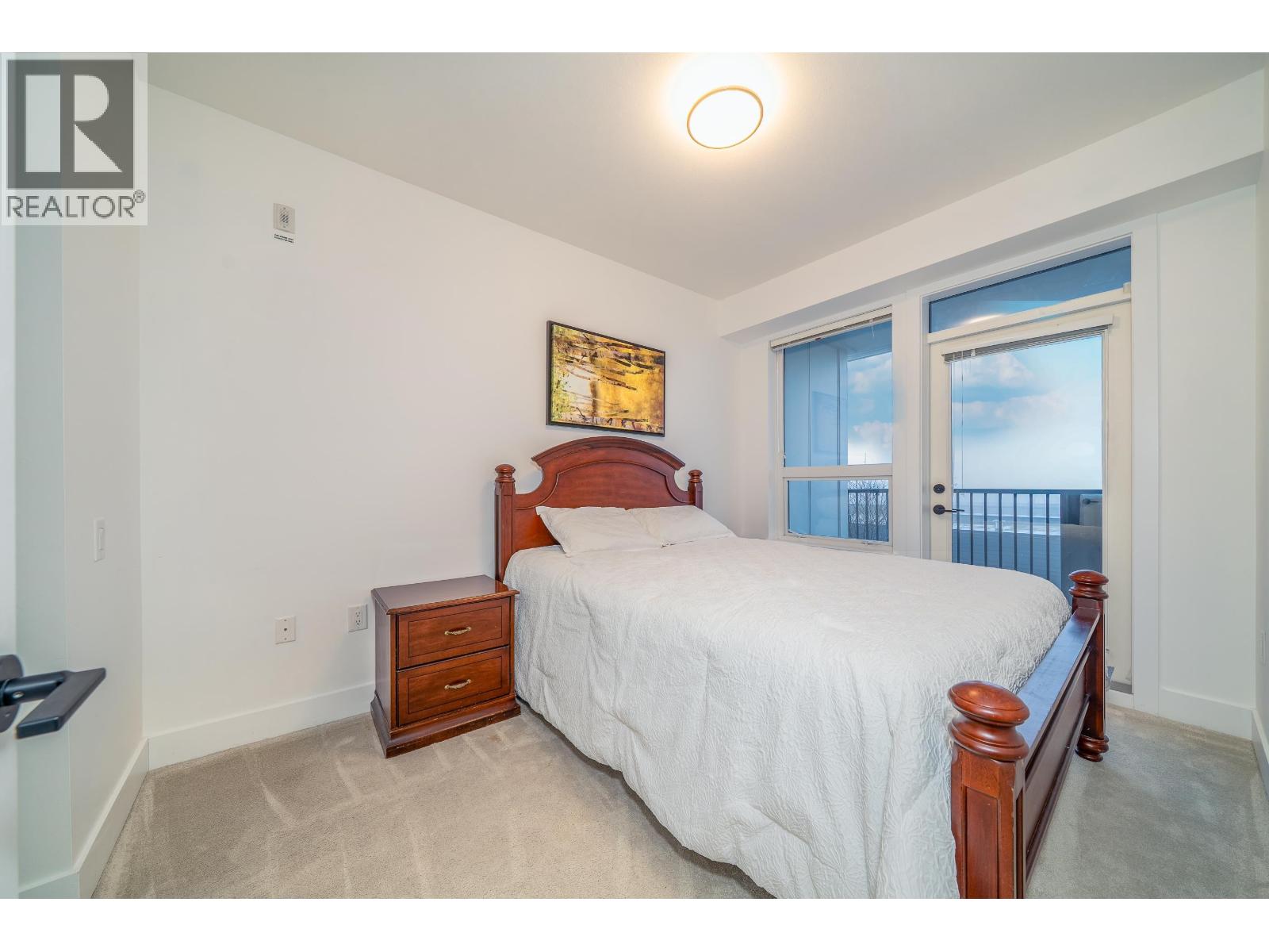 211 9228 SLOPES MEWS, Burnaby