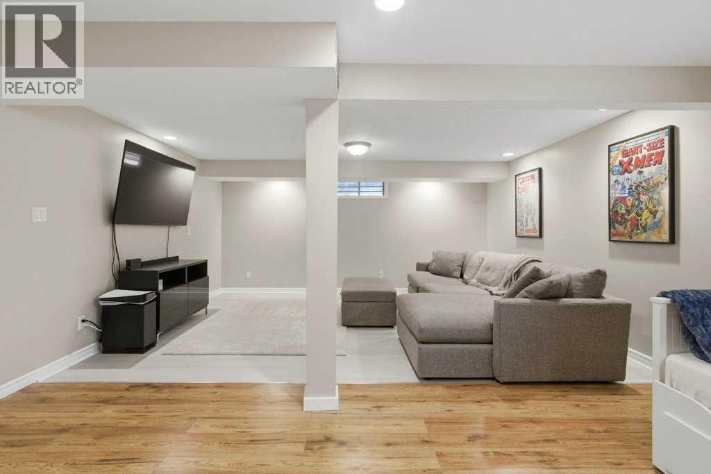 Single Family House Bungalow for Sale in  Doverbrook Road SE Dover Calgary 