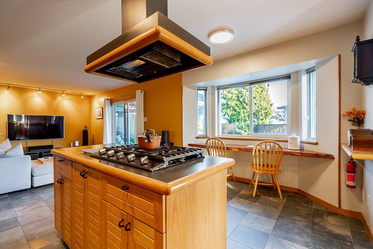 7926 161 STREET, Surrey