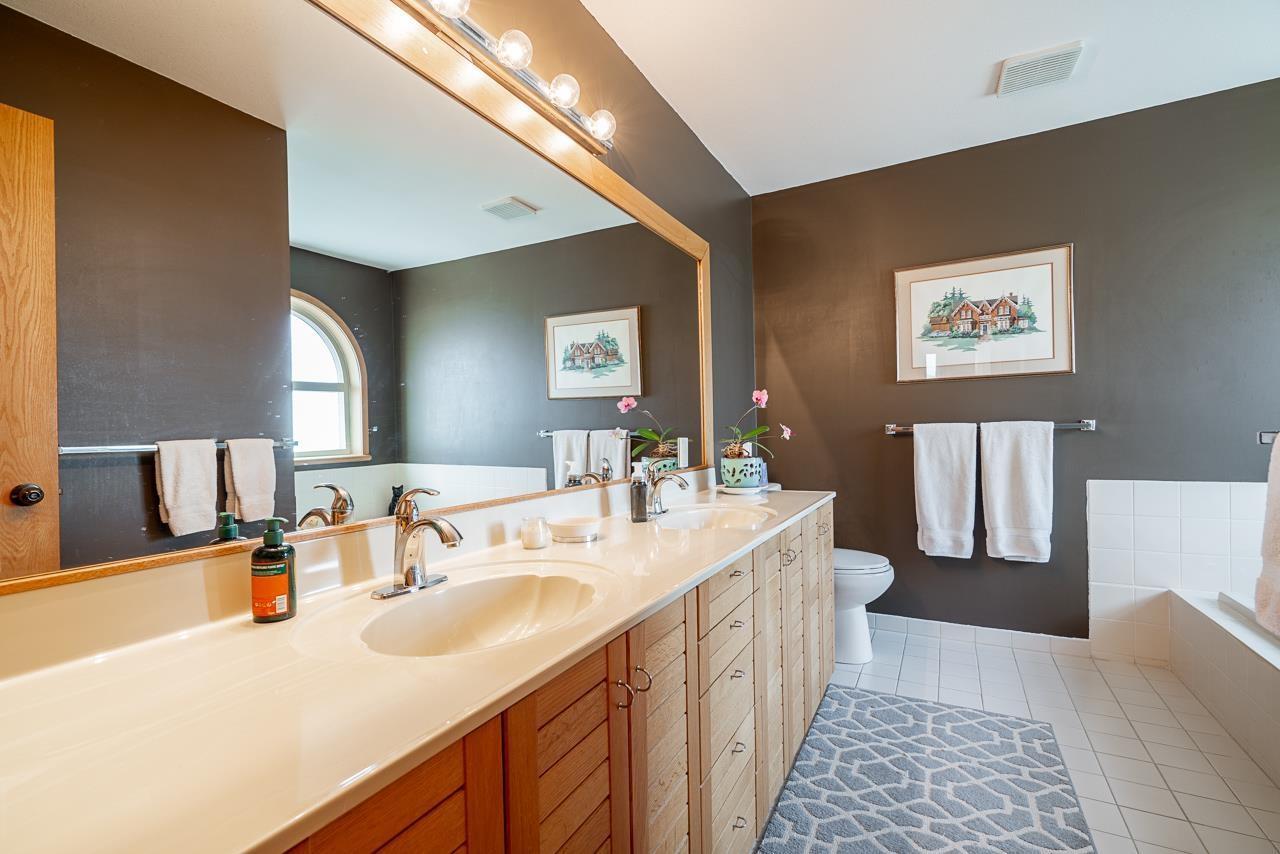 7926 161 STREET, Surrey