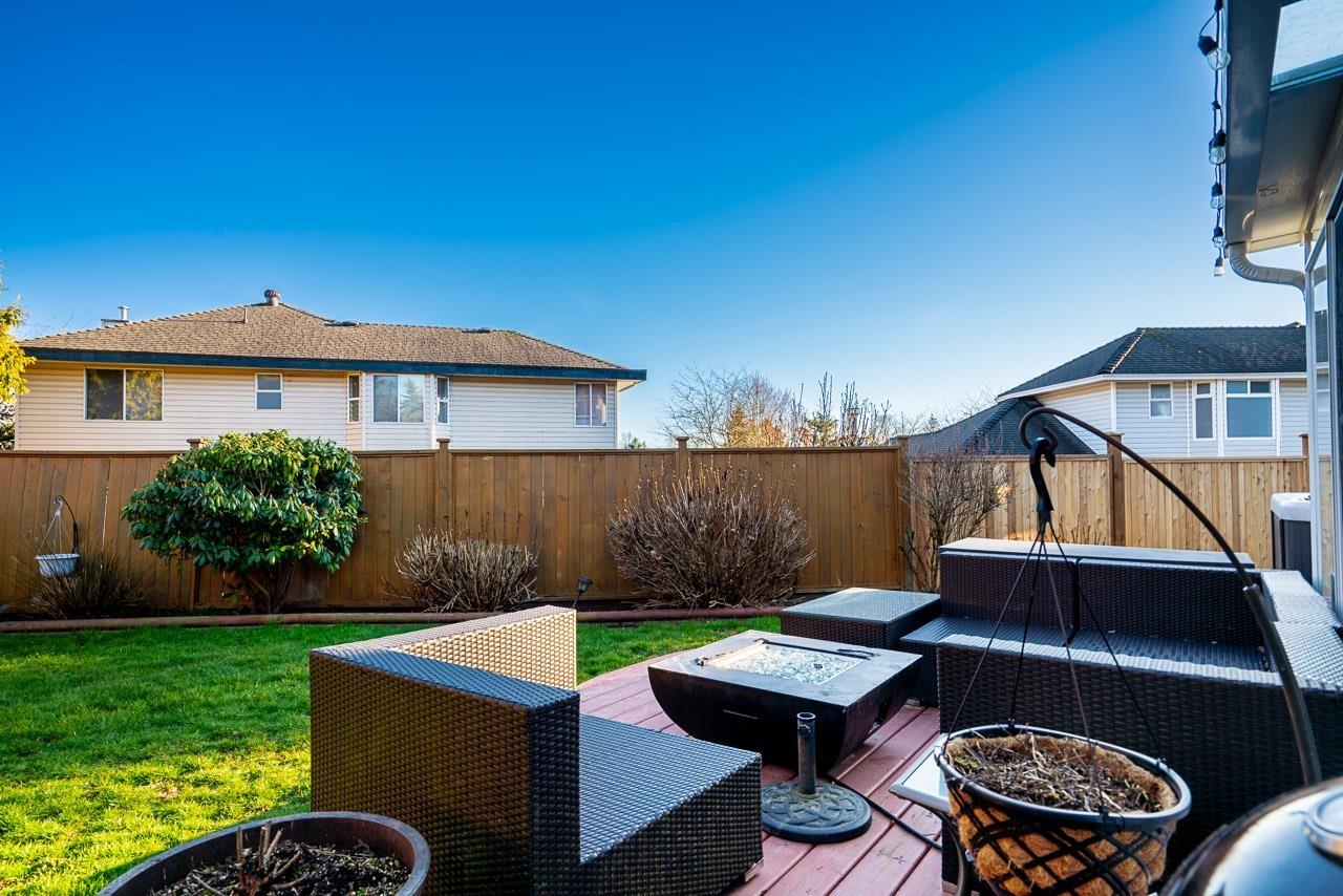 7926 161 STREET, Surrey