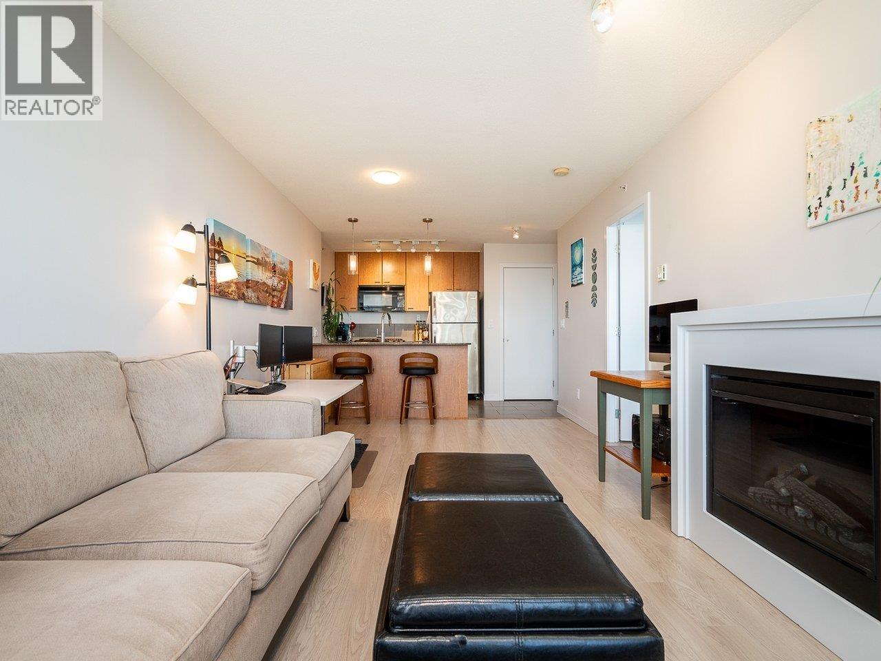 2408 7063 HALL AVENUE, Burnaby