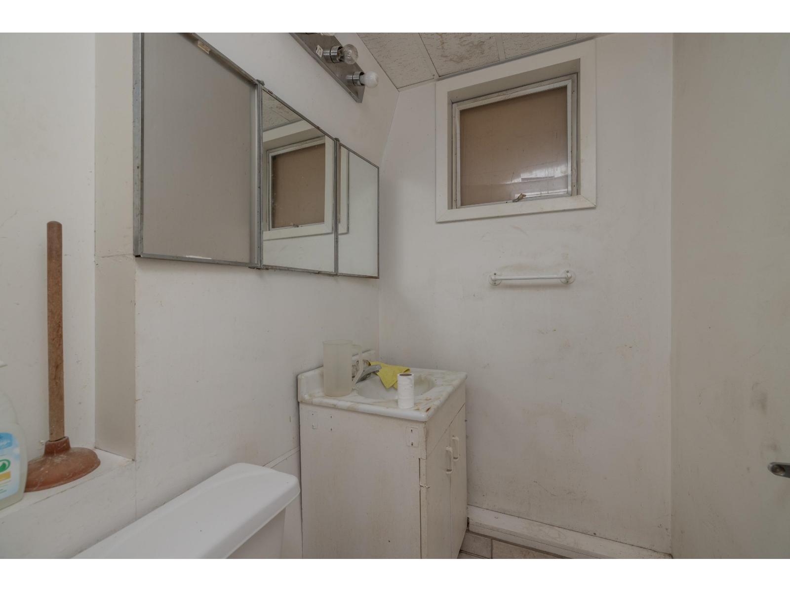 19983 68 AVENUE, Langley