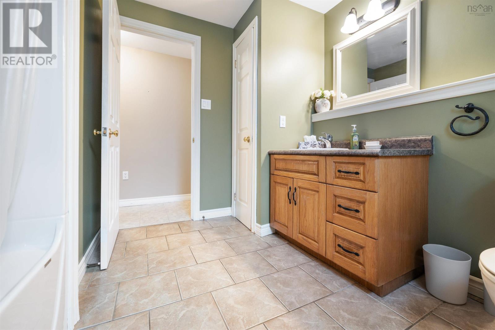 Property 41 of 47 of 11 Downsview Drive