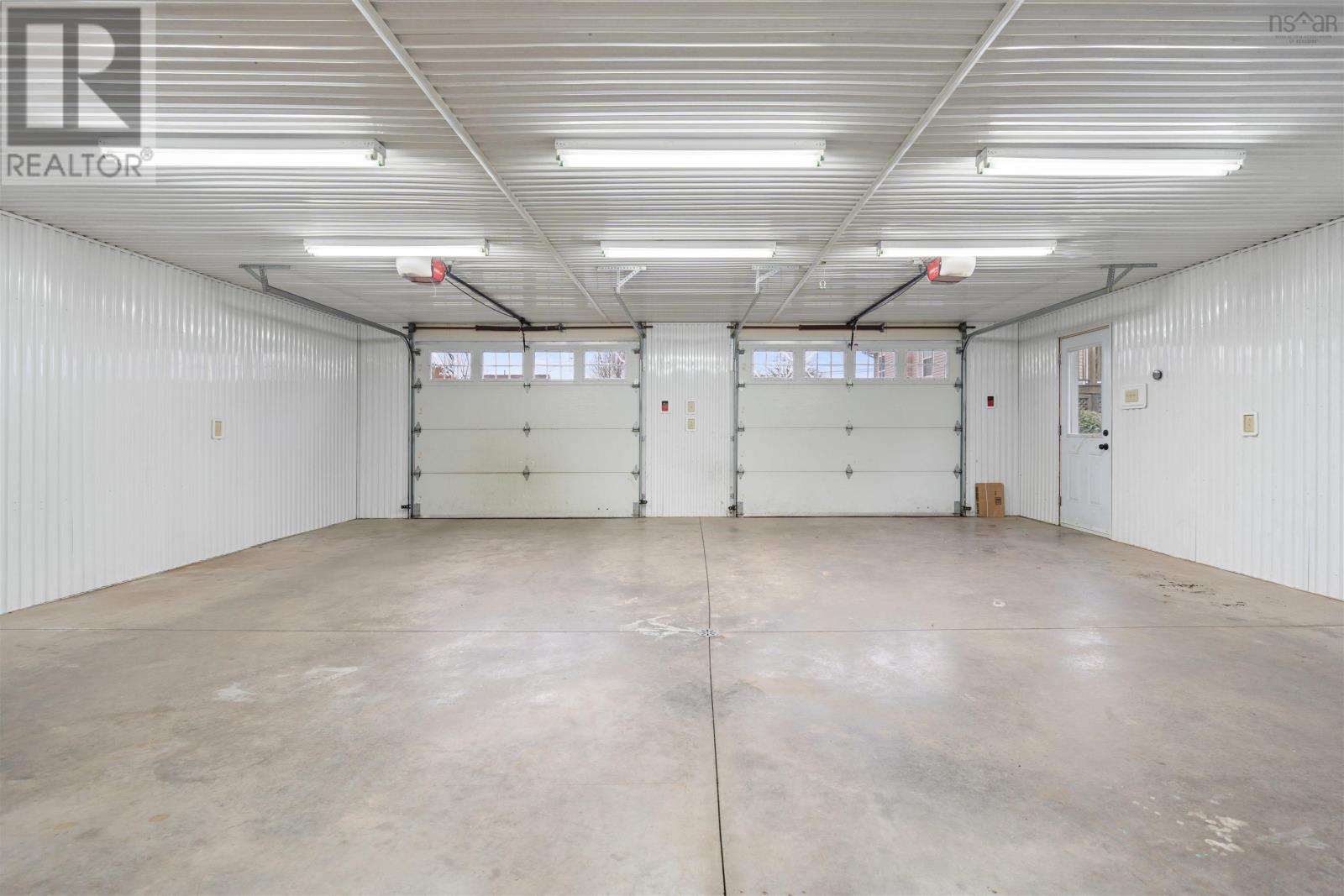 Property 45 of 47 of 11 Downsview Drive