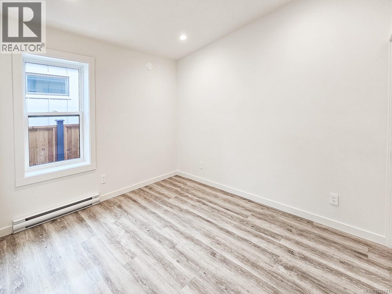 #46 3025 ROYSTON RD - 6