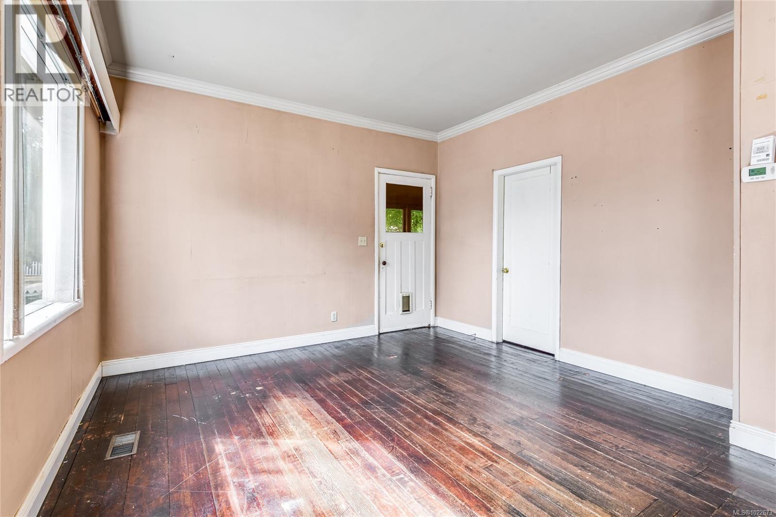 378 Harmston Ave, Courtenay