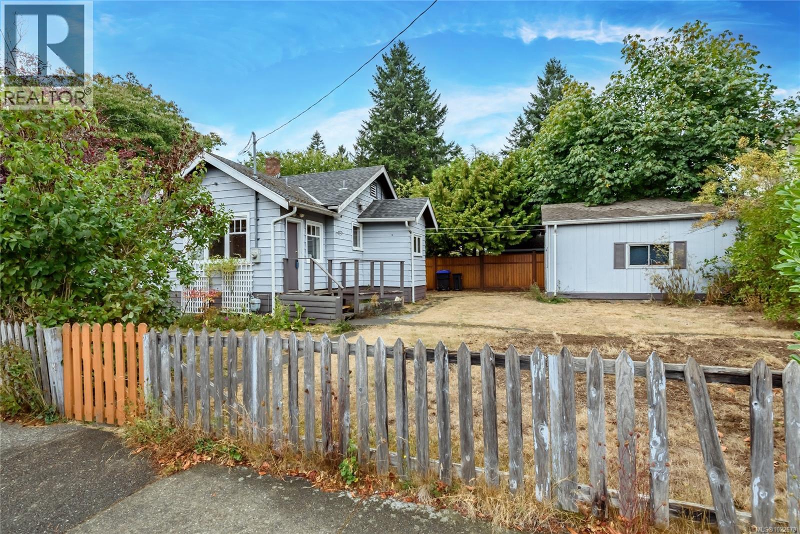 378 Harmston Ave, Courtenay