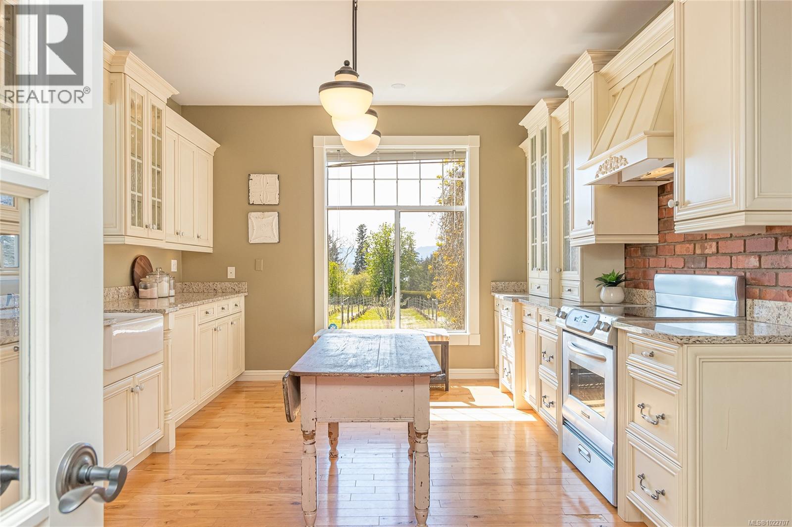 6798 Norcross Rd, Duncan