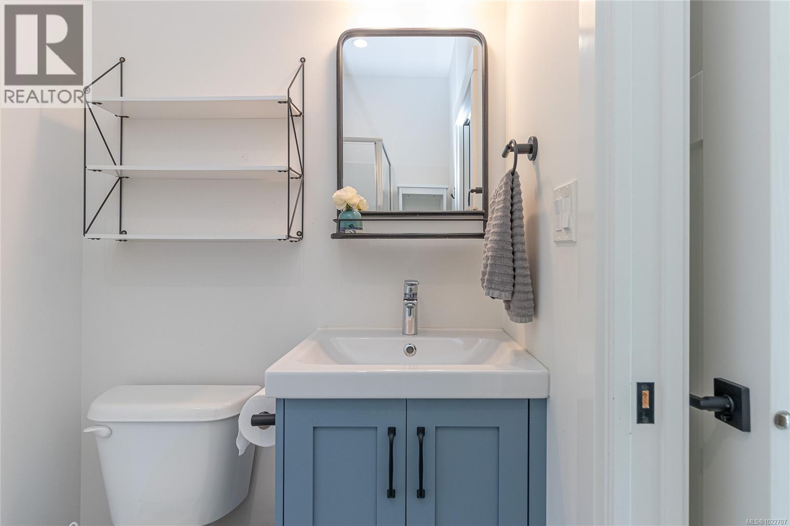 6798 Norcross Rd, Duncan