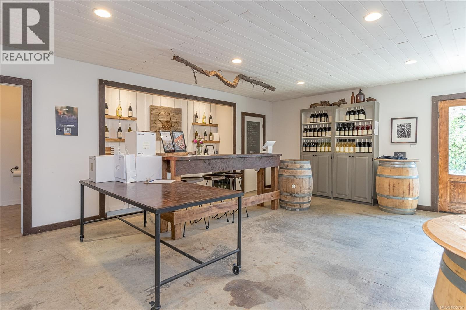 6798 Norcross Rd, Duncan