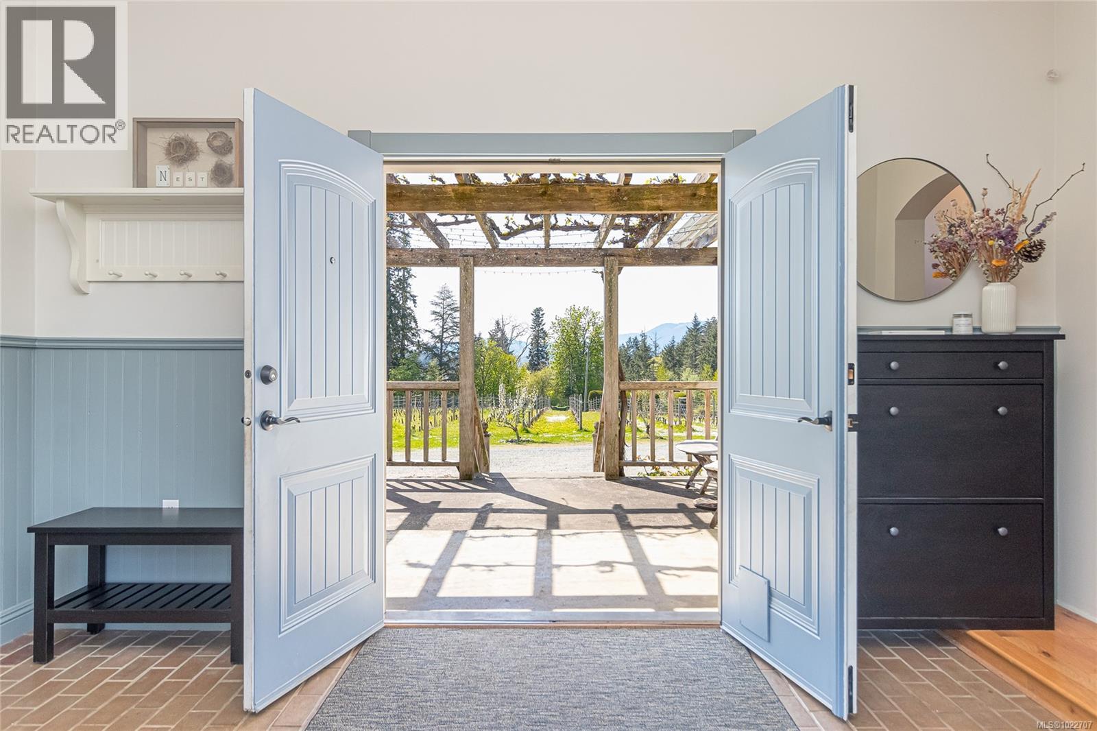 6798 Norcross Rd, Duncan