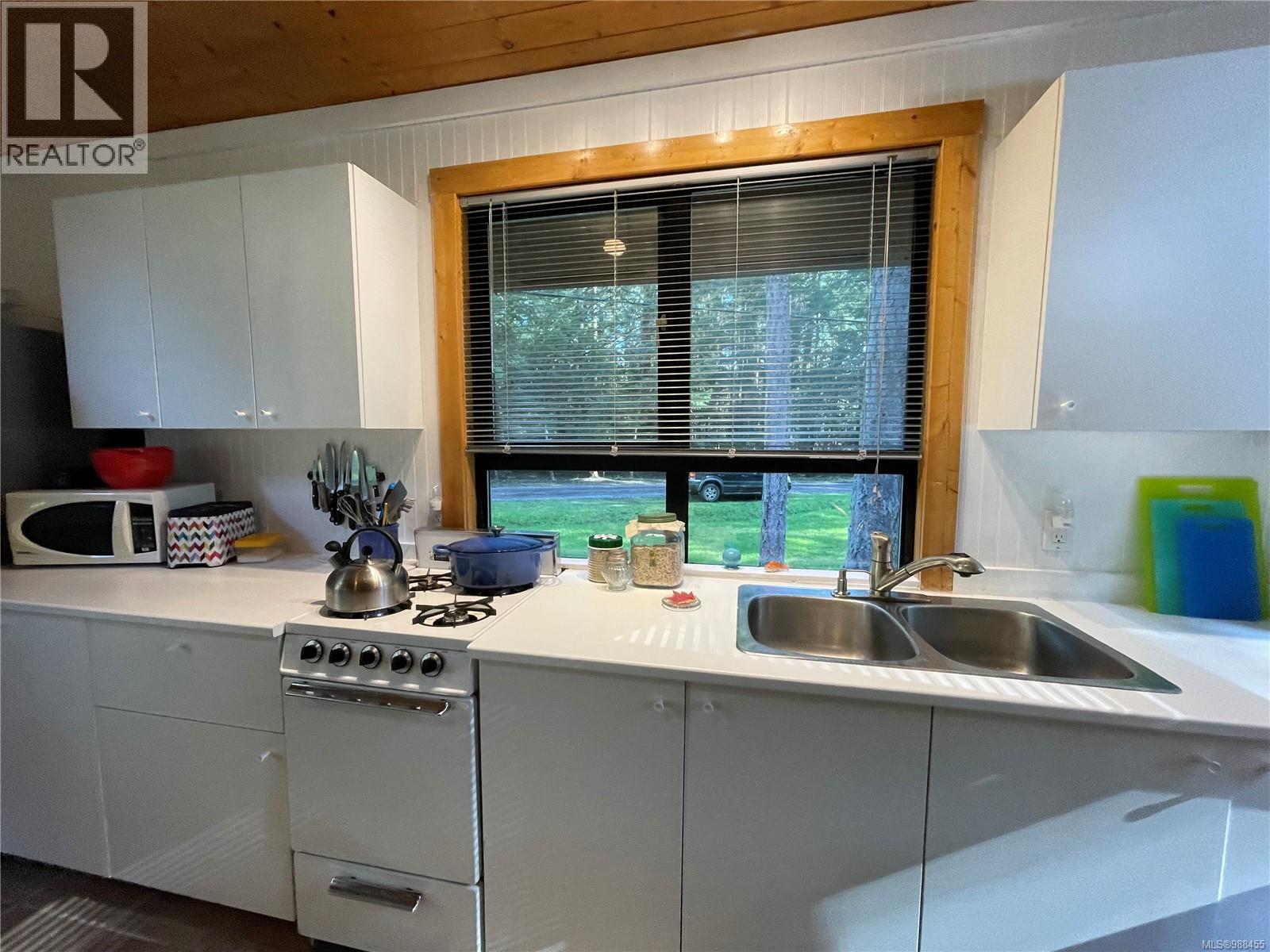 685 Weathers Way, Mudge Island