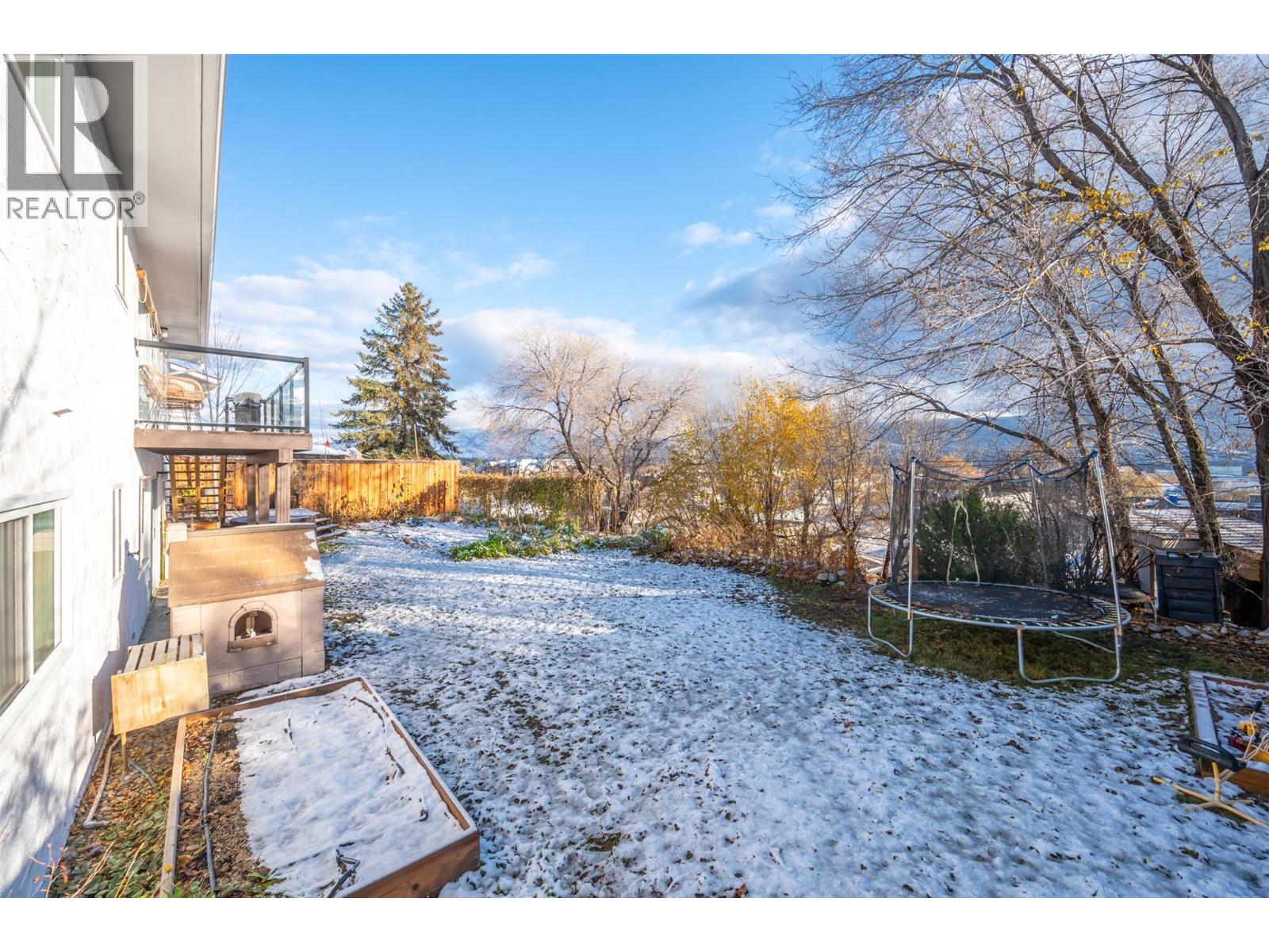 13031 Steven Avenue, Summerland
