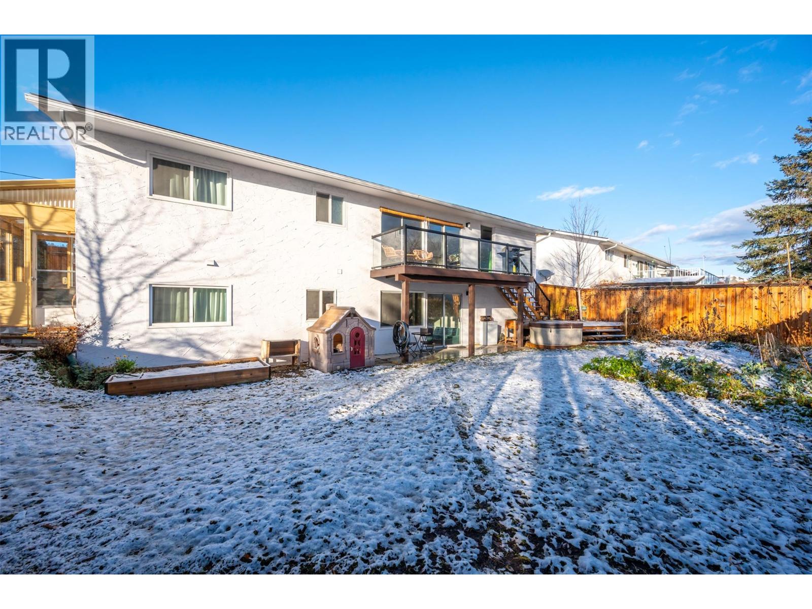 13031 Steven Avenue, Summerland