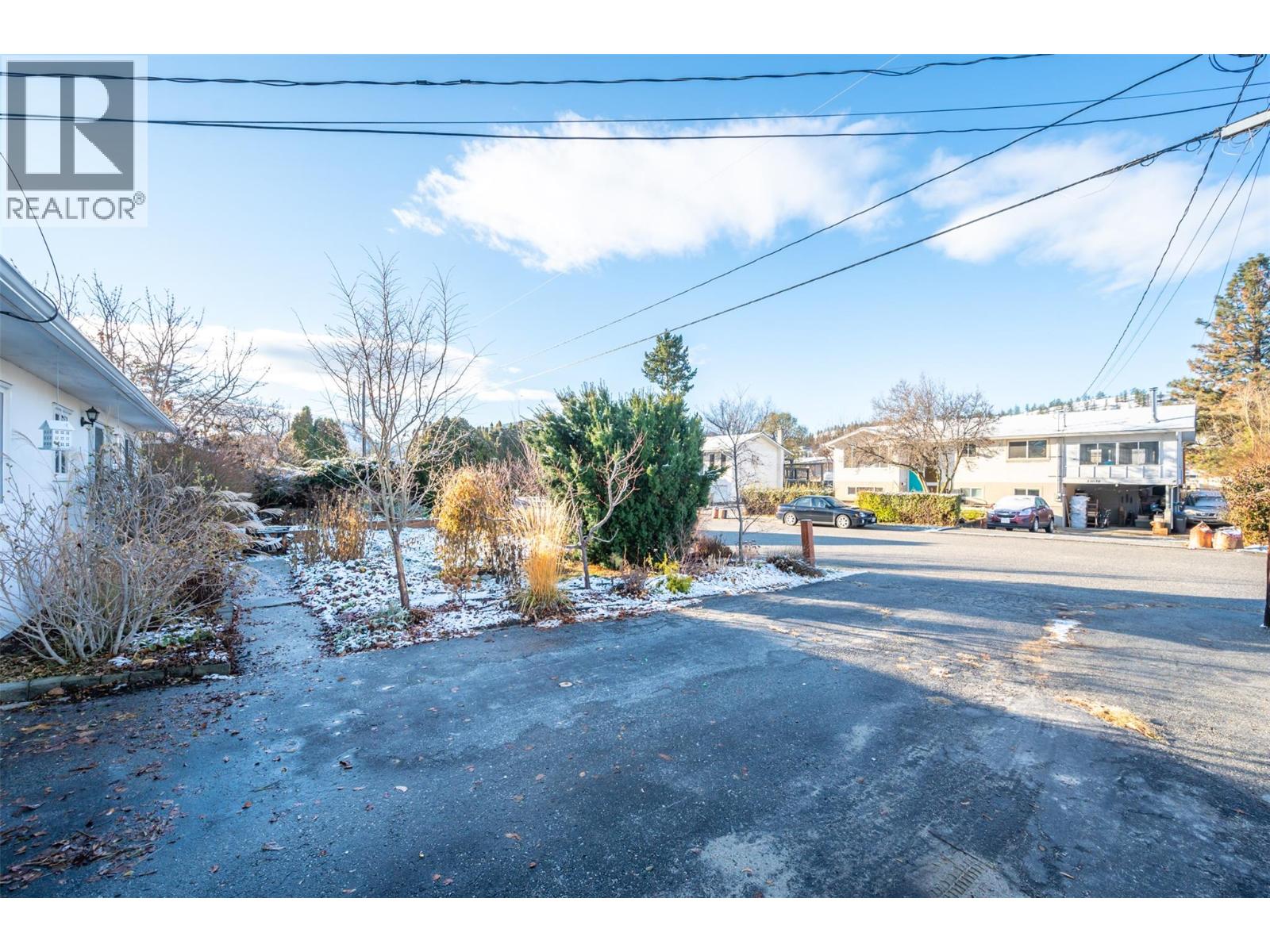 13031 Steven Avenue, Summerland