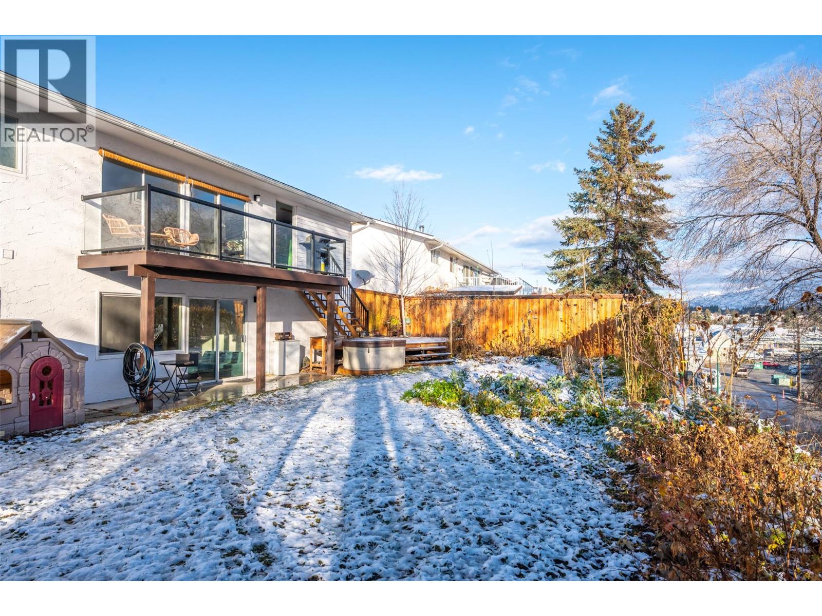 13031 Steven Avenue, Summerland