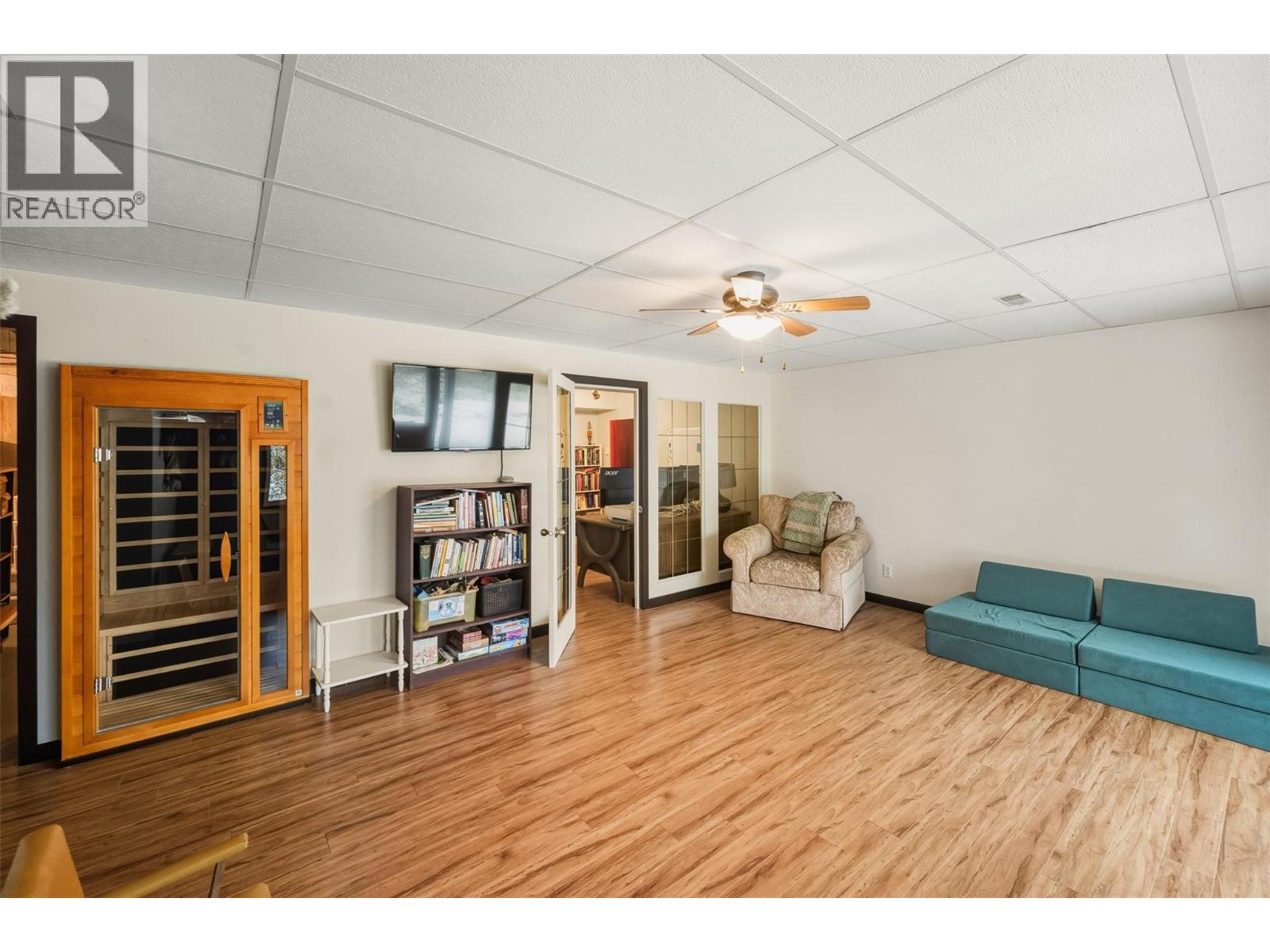 13031 Steven Avenue, Summerland