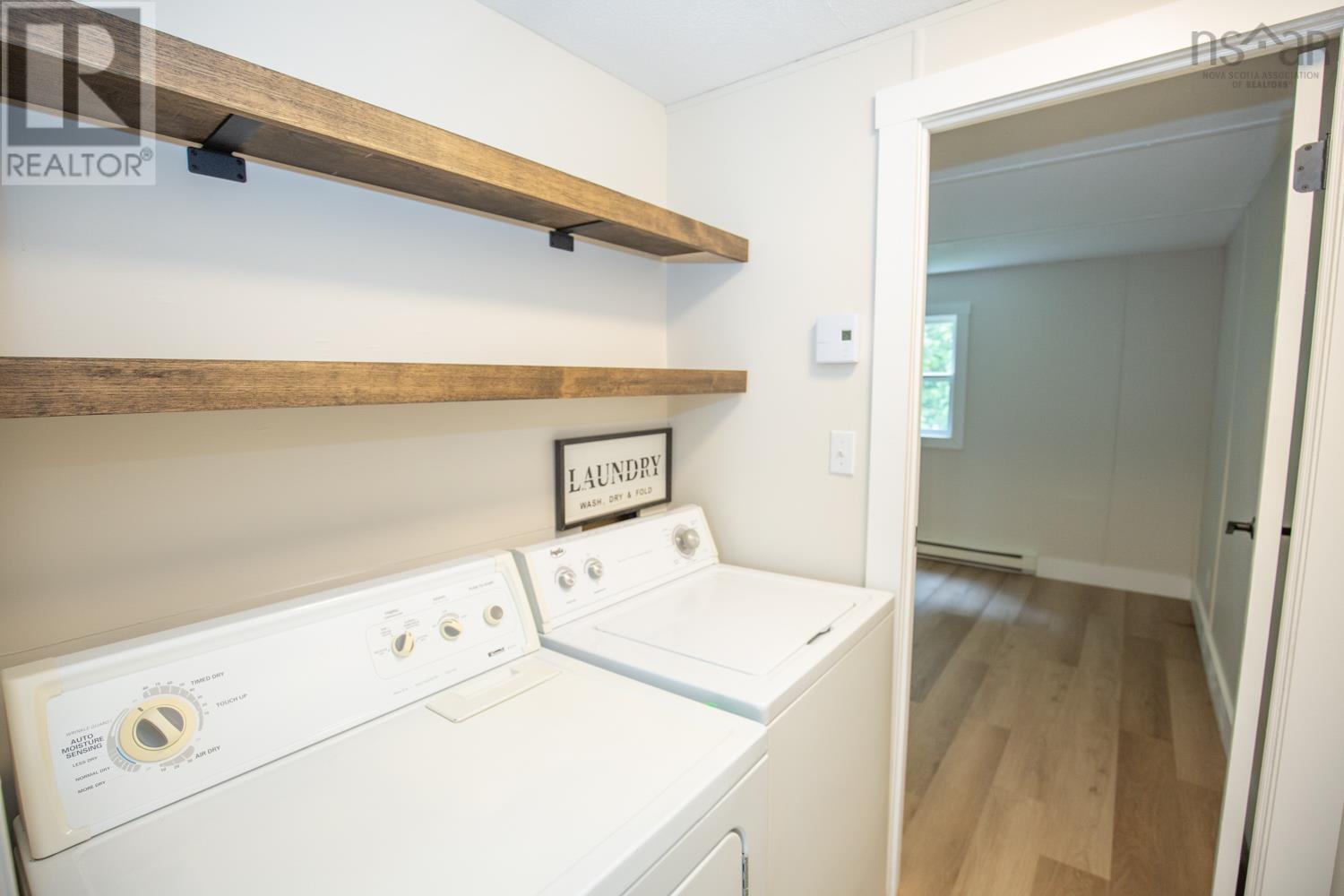 Property 10 of 27 of 21 COLLEGE Court