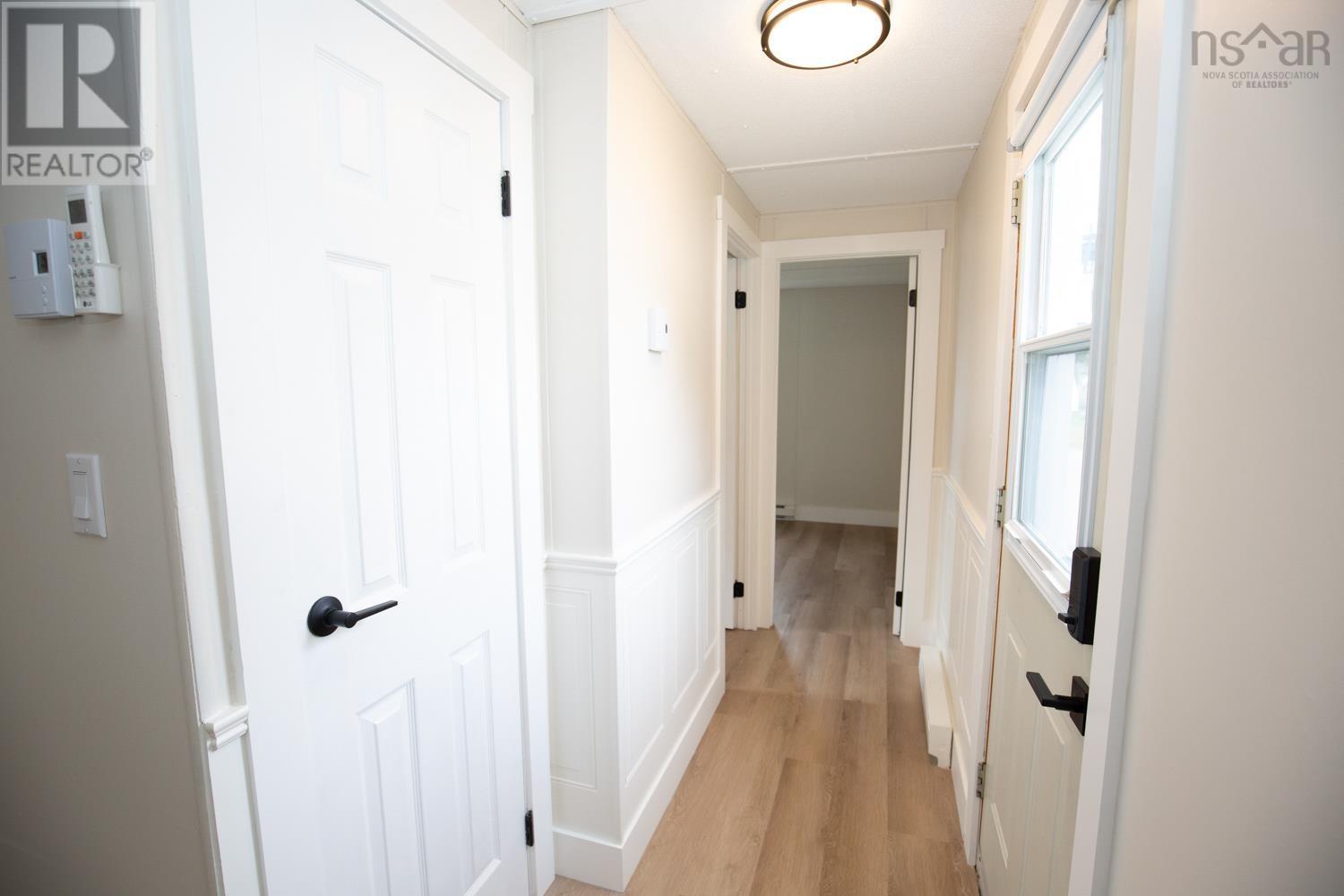 Property 14 of 27 of 21 COLLEGE Court