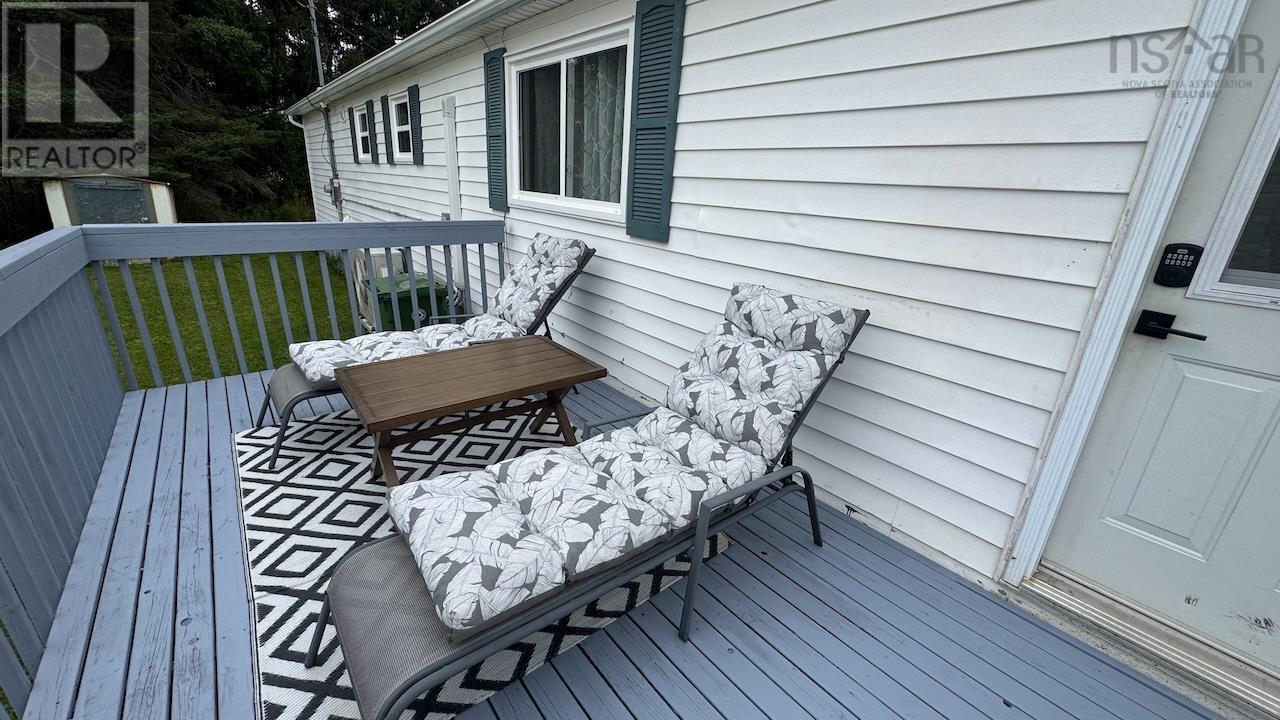 Property 22 of 27 of 21 COLLEGE Court