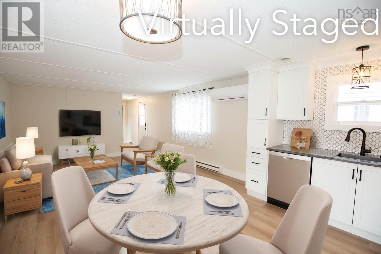 Property 5 of 27 of 21 COLLEGE Court