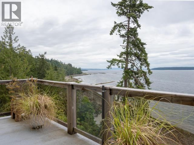 3431 ATREVIDA ROAD, Powell River