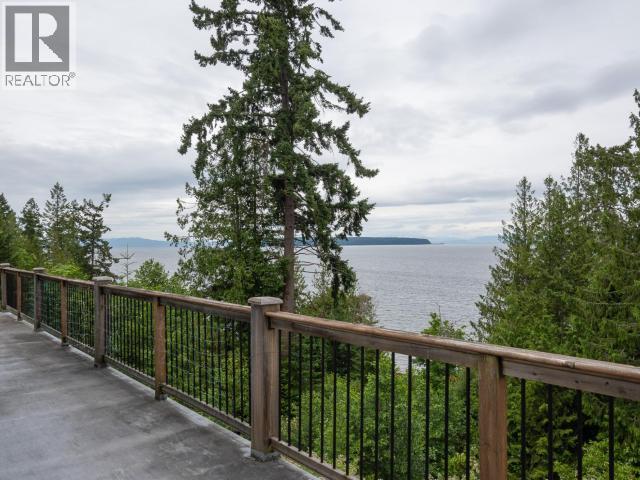 3431 ATREVIDA ROAD, Powell River
