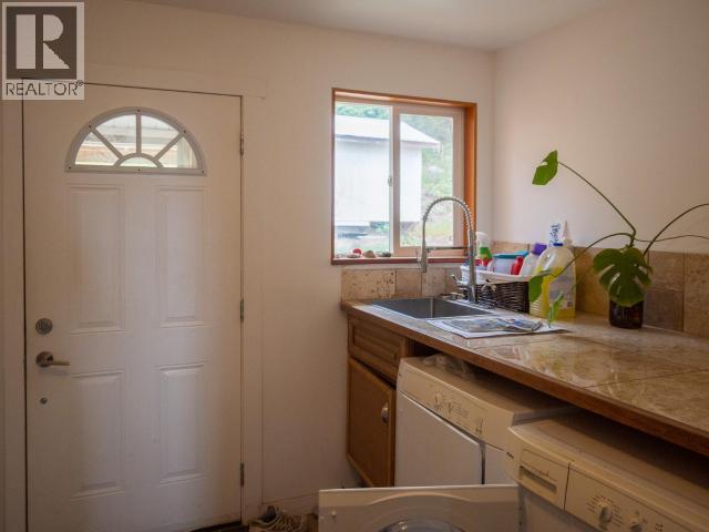 3431 ATREVIDA ROAD, Powell River