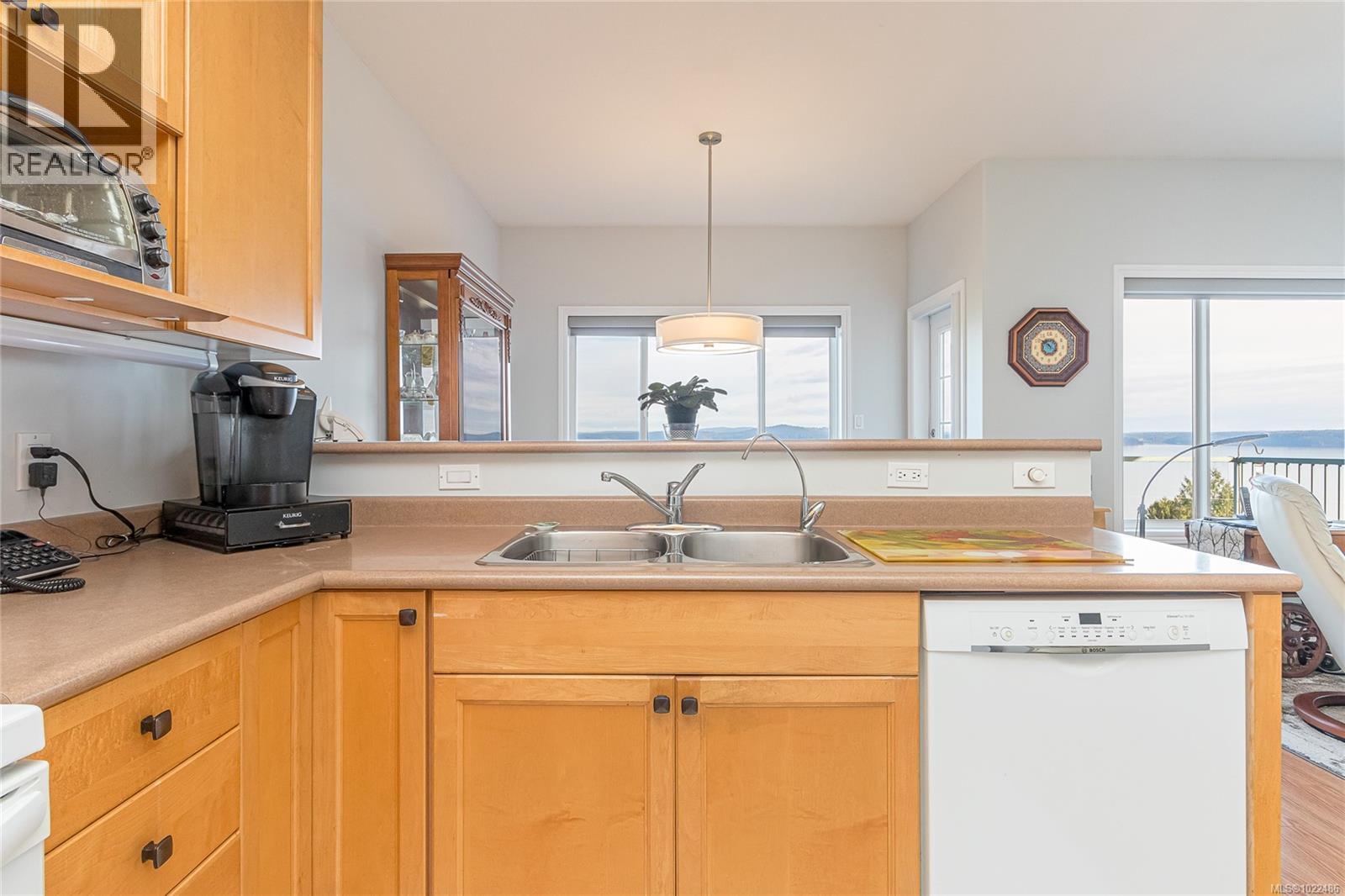 10155 View St, Chemainus