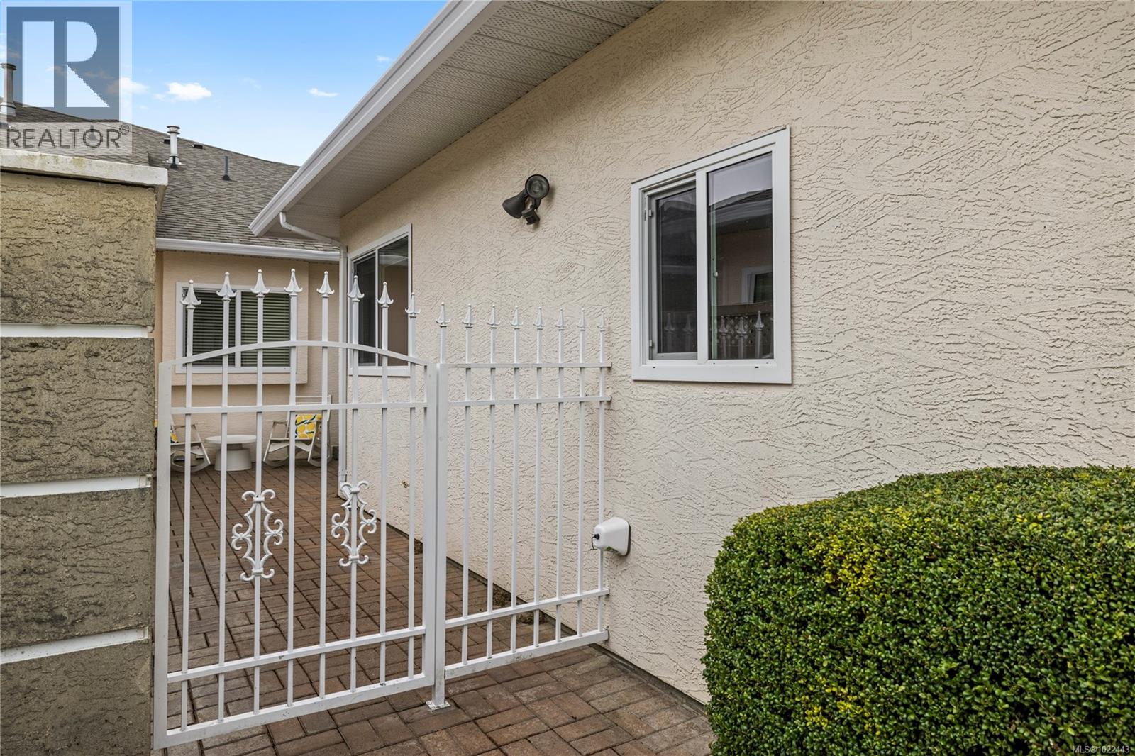 165 Ocean Walk Dr, Nanaimo