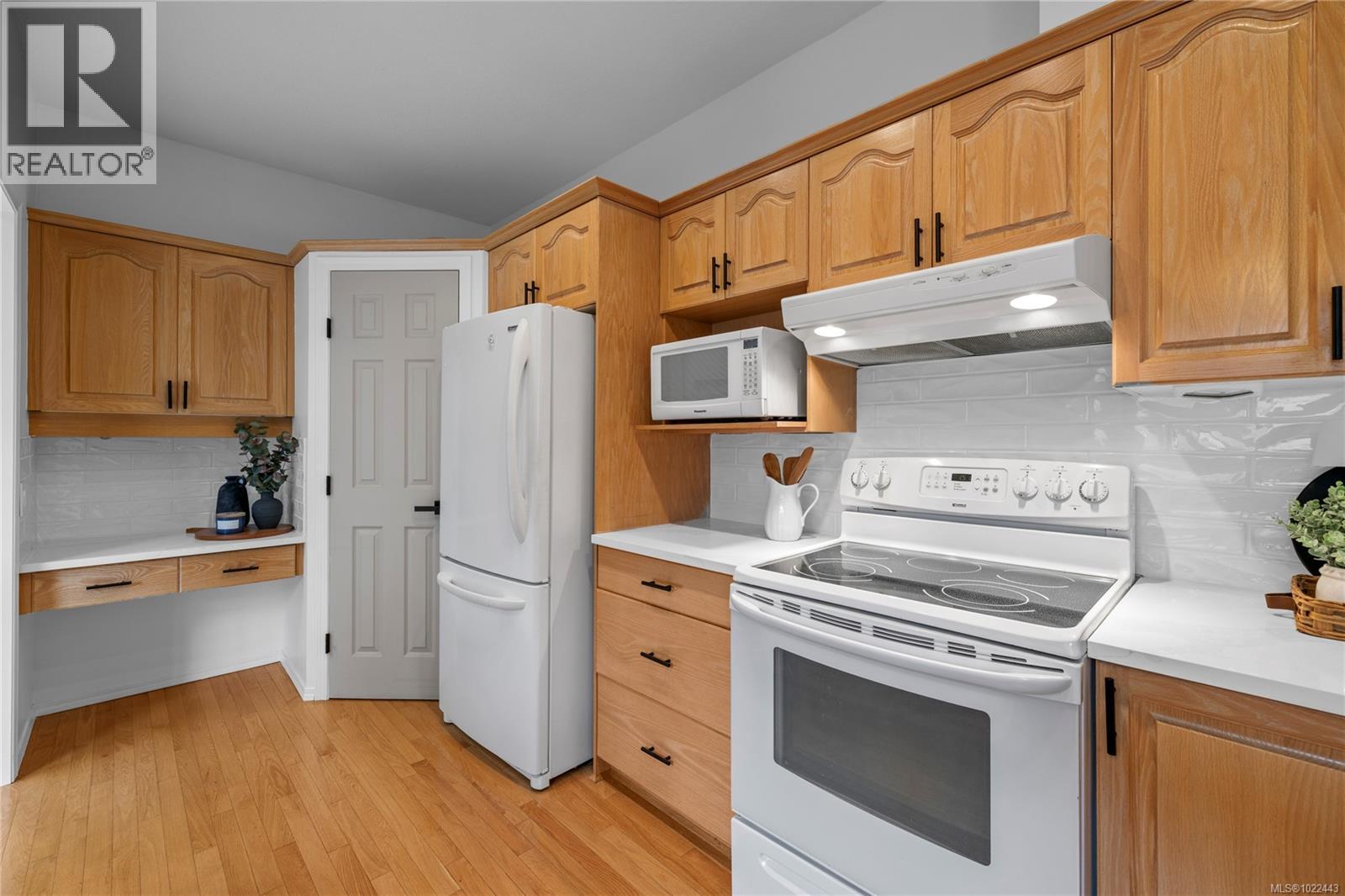 165 Ocean Walk Dr, Nanaimo