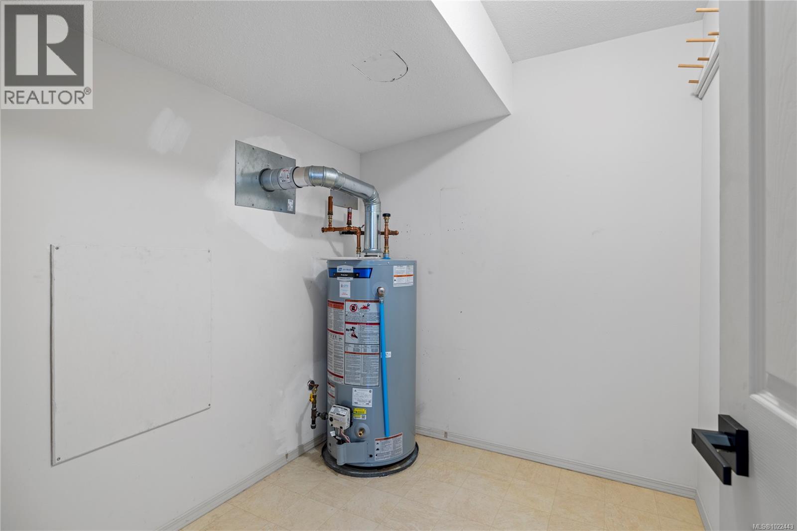 165 Ocean Walk Dr, Nanaimo