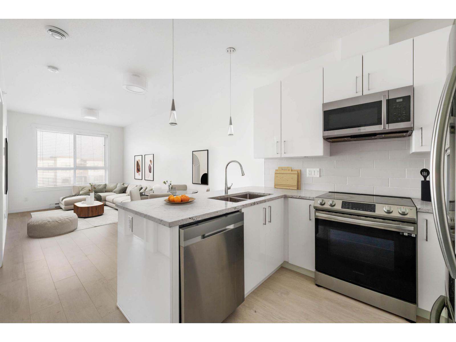 403 20362 72B AVENUE, Langley