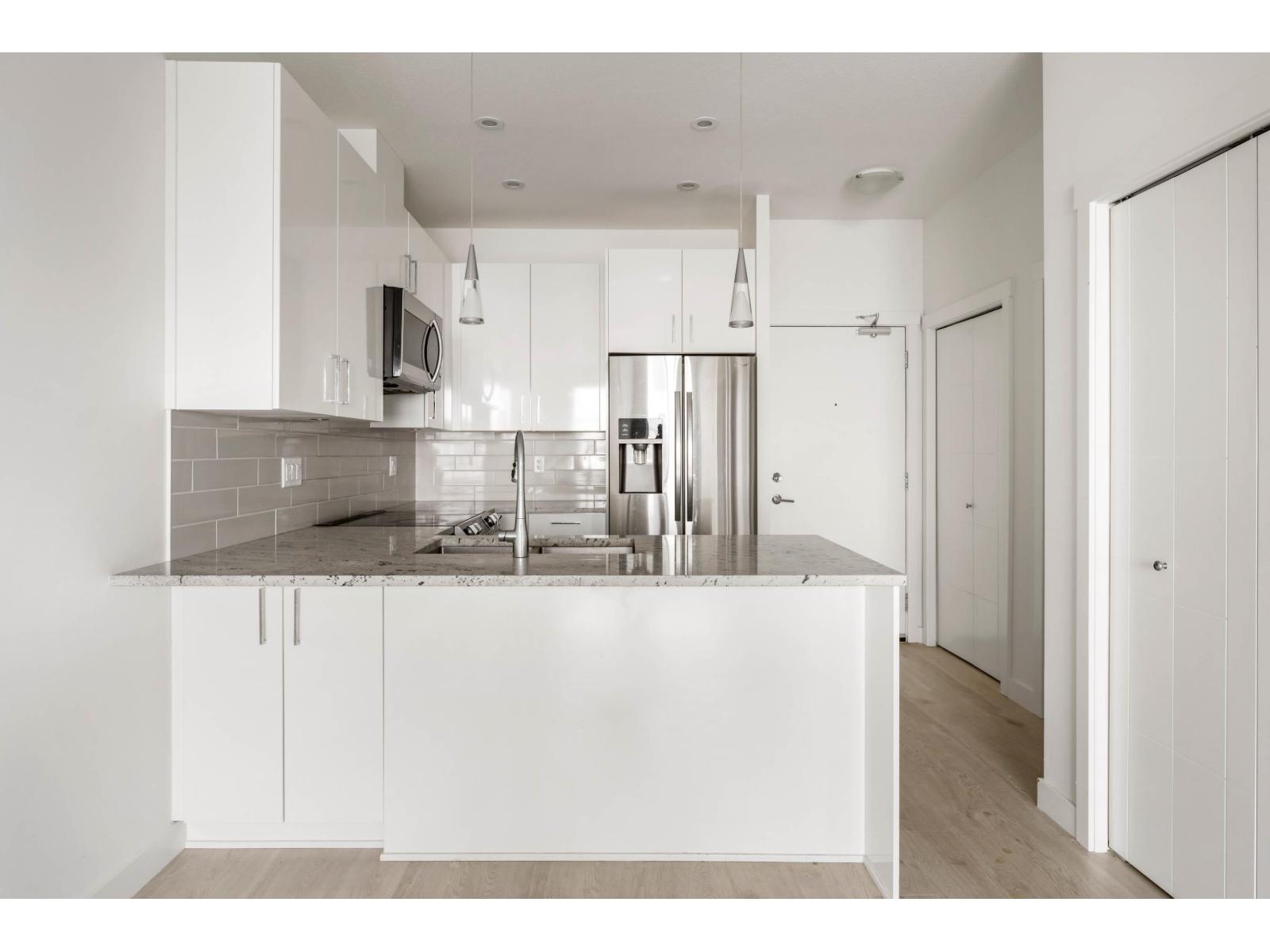 403 20362 72B AVENUE, Langley