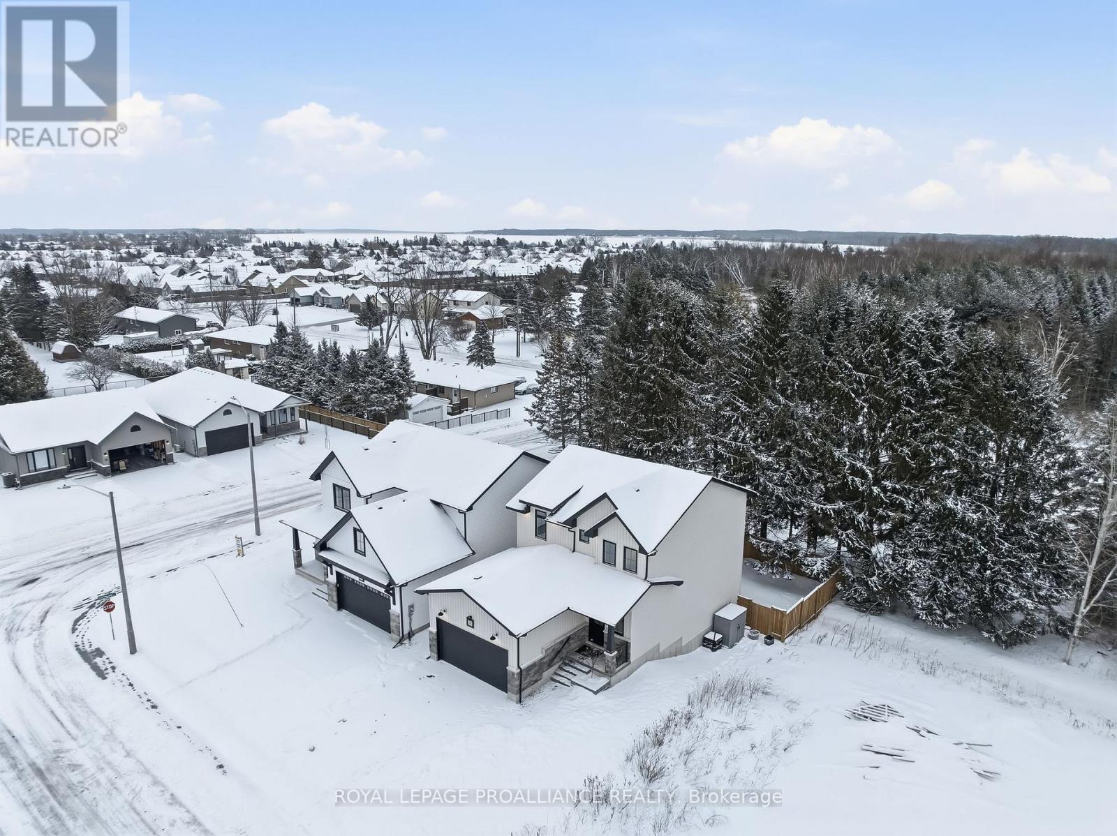 4 MACKENZIE JOHN CRESCENT - Photo 3 of 46, Brighton, Ontario