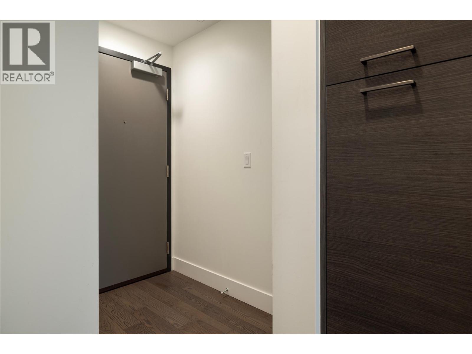 903 1181 Sunset Drive, Kelowna