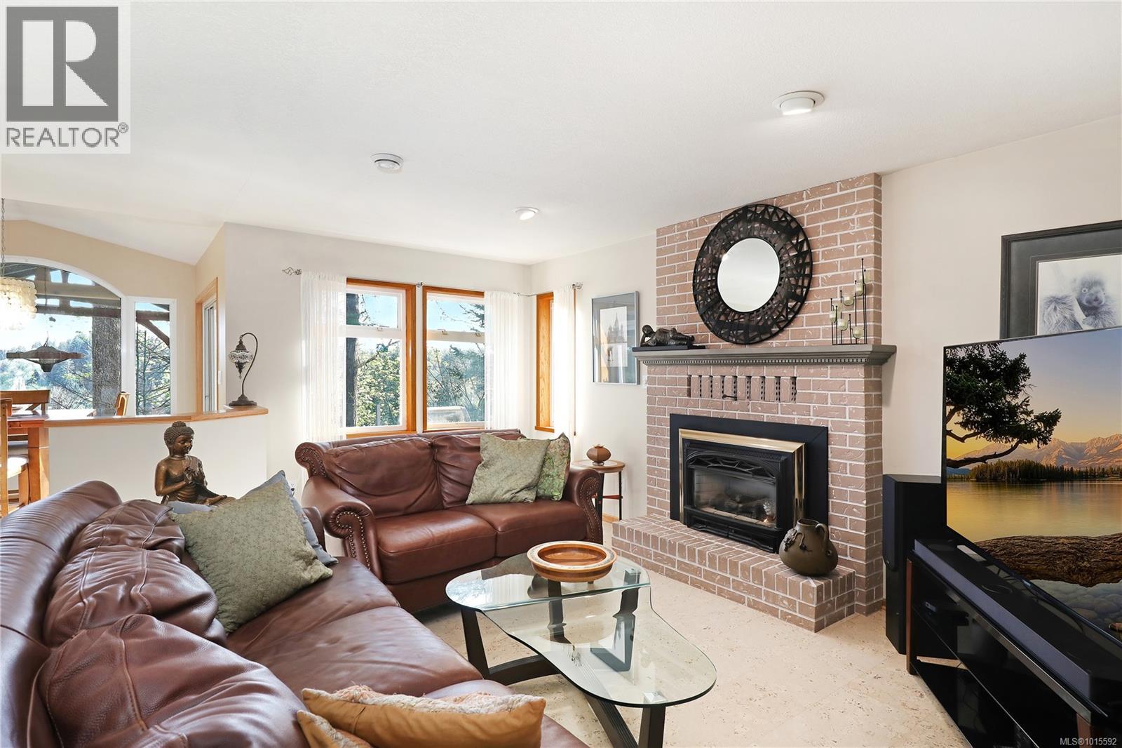 2371 Steelhead Rd, Campbell River