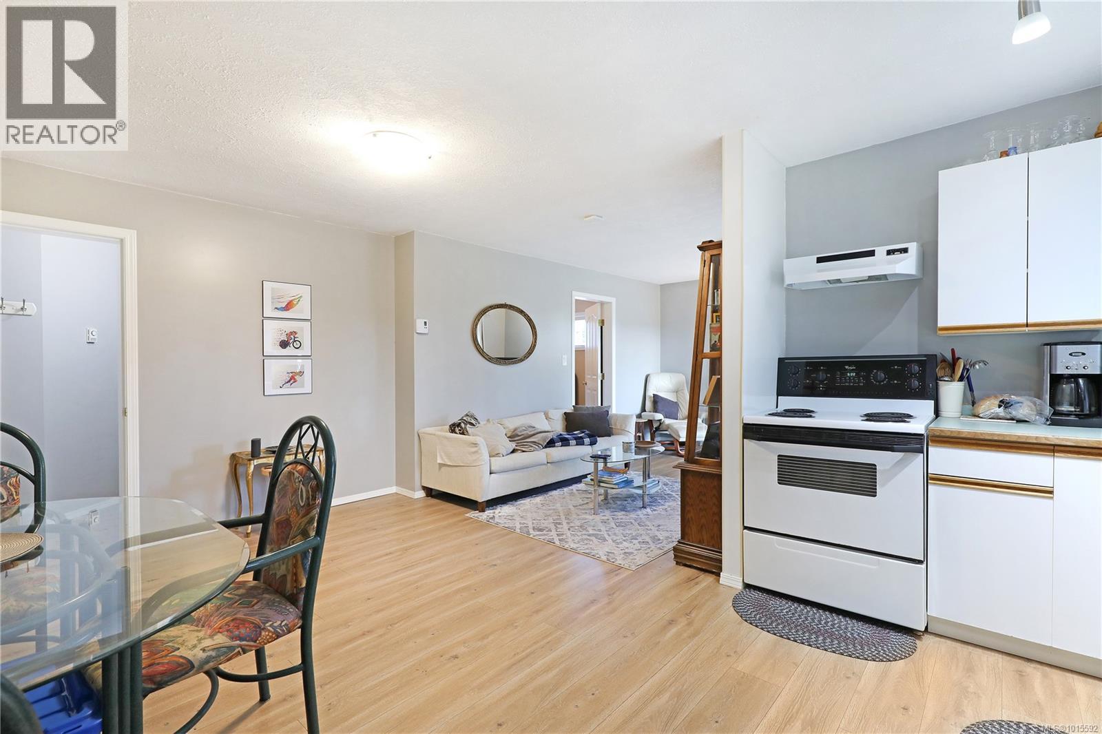 2371 Steelhead Rd, Campbell River