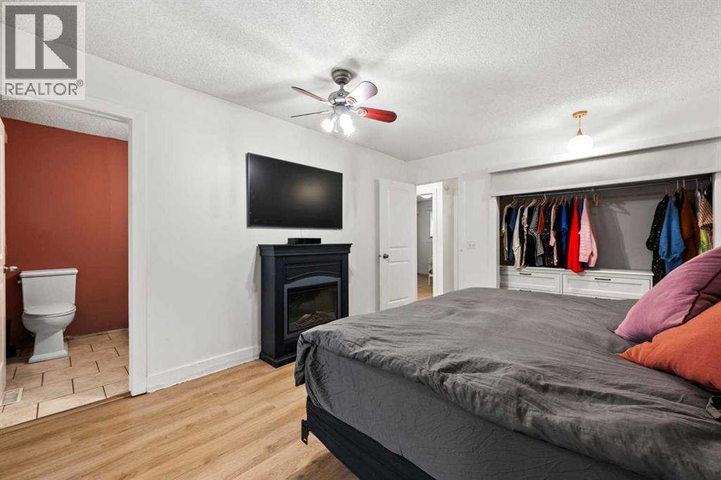 Single Family House Bungalow for Sale in  Deer Run Drive SE Deer Run Calgary 