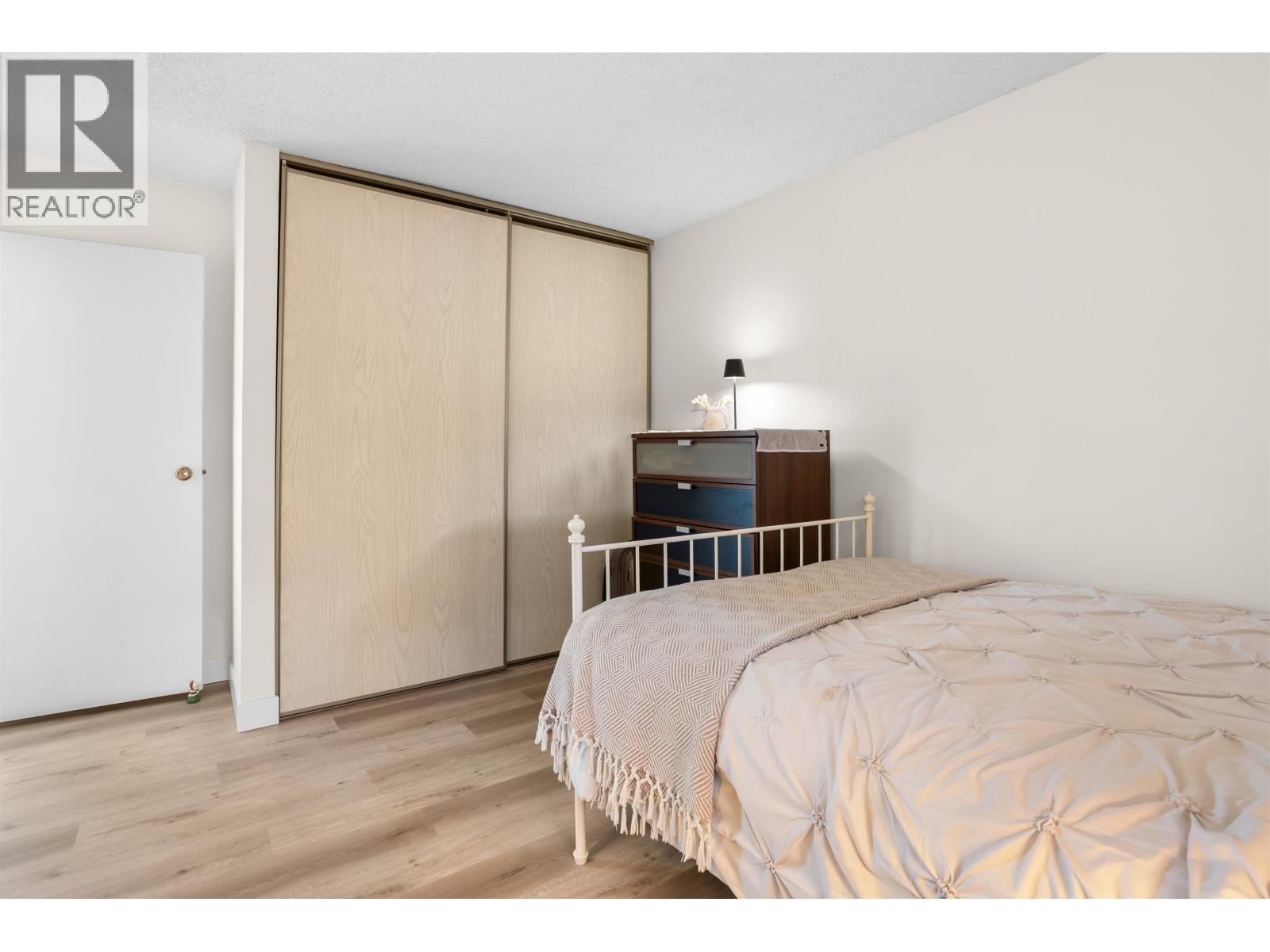 423 CAMBRIDGE WAY, Port Moody