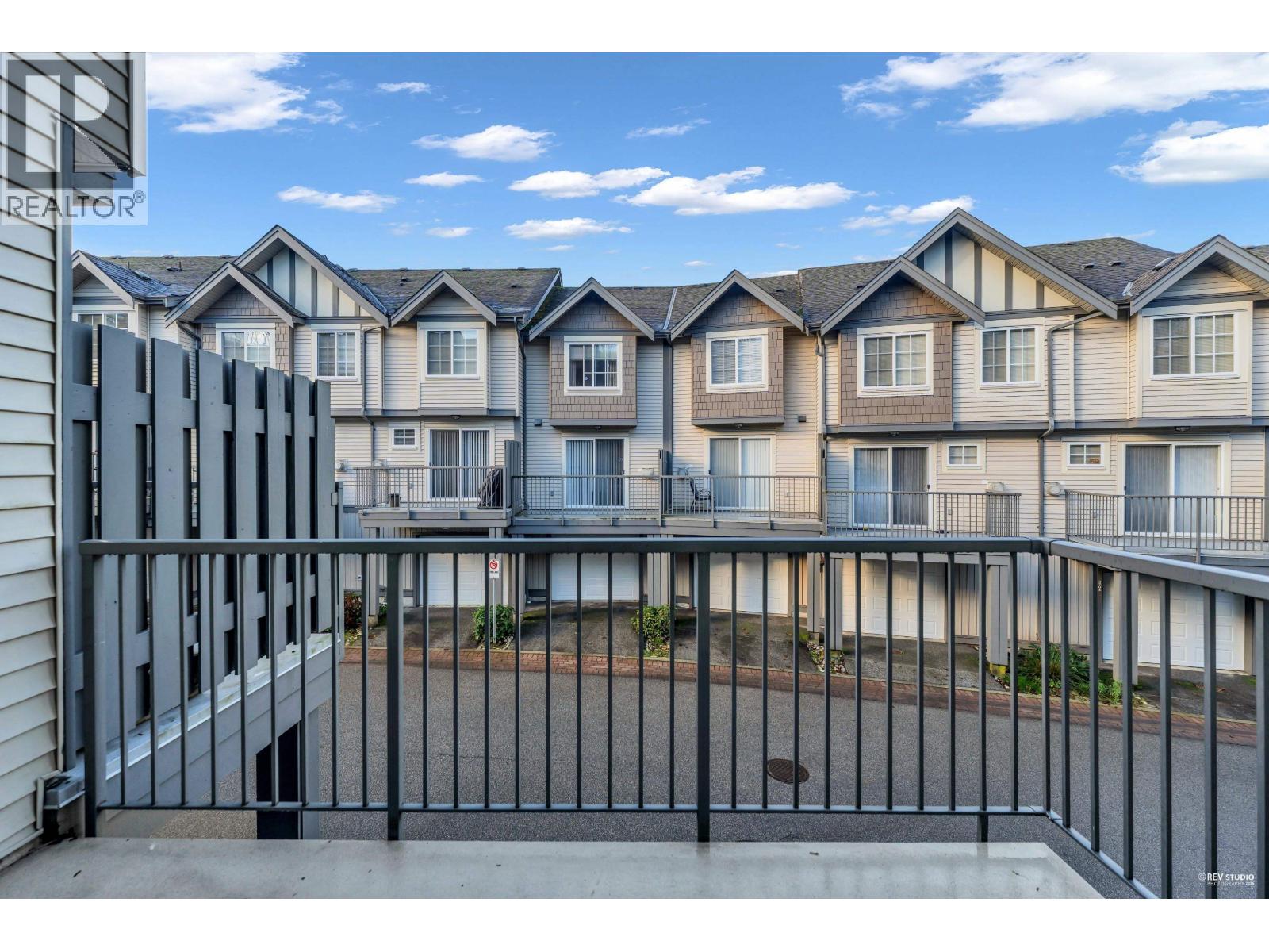 156 3288 NOEL DRIVE, Burnaby